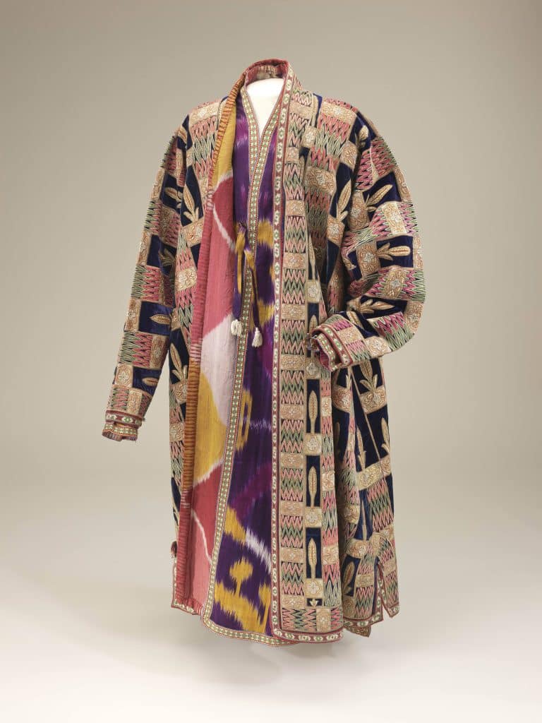 מעיל צבעוני עליון ותחתון לחתן, בוכרה, סוף המאה ה-19 ותחילת המאה ה-20