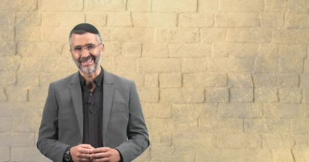 לראות את האור