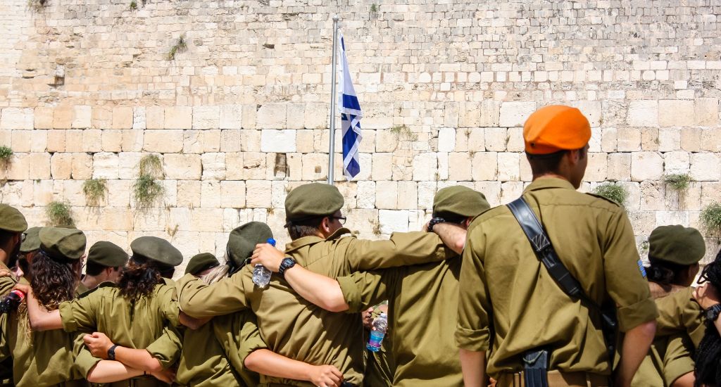 סוגיות מקטבות
