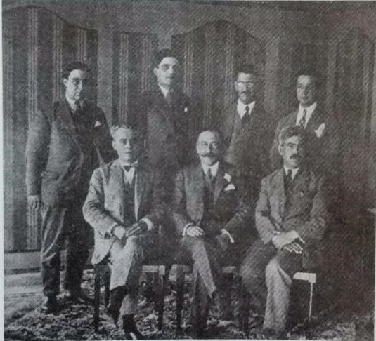 חברי המערכת של העיתון הציוני "העתיד המצויר" 1926