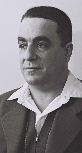 אשר פרוספר חסין.