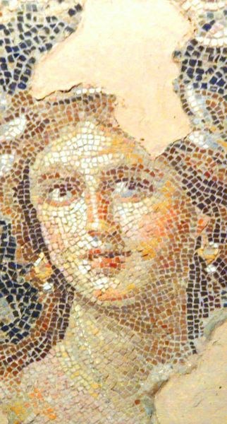 "המונה ליזה של הגליל", פסיפס מרשים ביופיו שממוקם בציפורי. צילום: ויקיפדיה