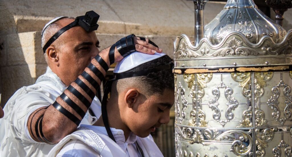 מסורתיים